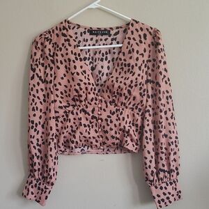 Gorgeous White Fox Boutique Pink and Black Leopard Blouse Mid Tummy